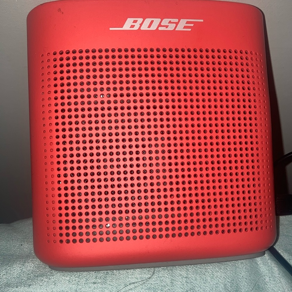 Boss portable speaker